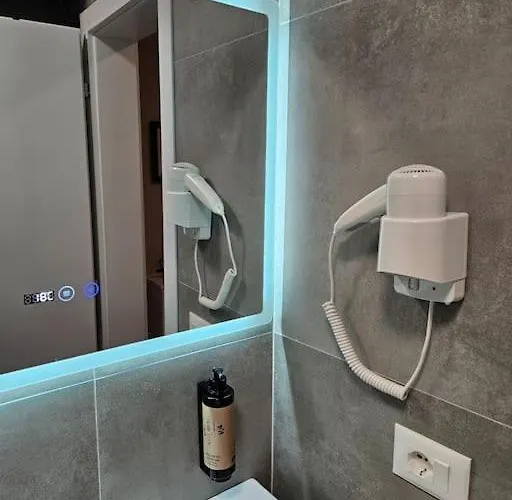 Brian's In 2 Apartman Tirana