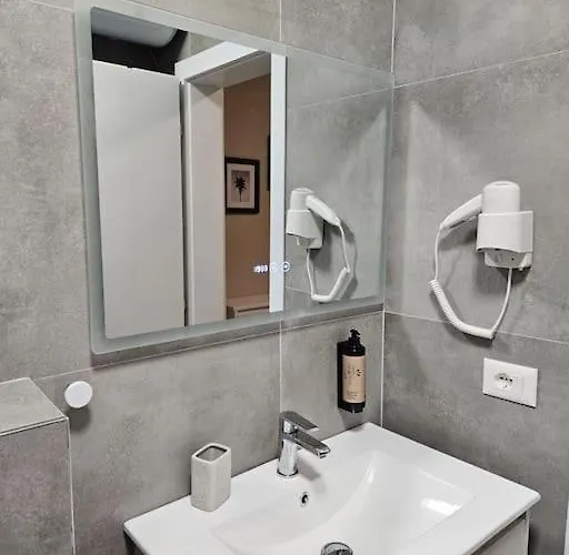 Brian's In 2 Apartman *