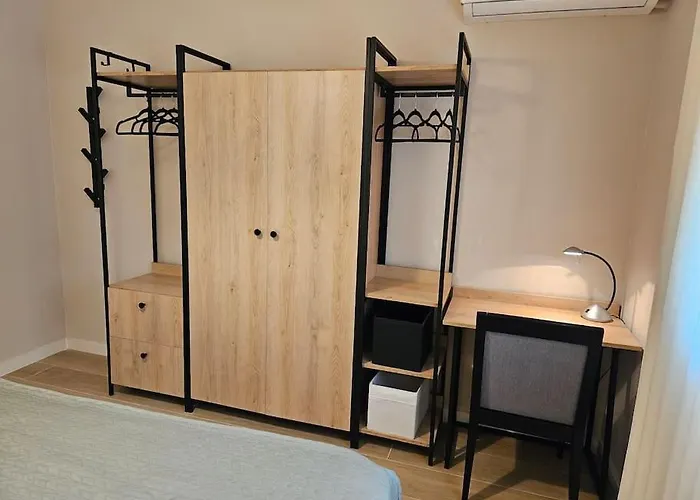 Brian's In 2 Apartman *